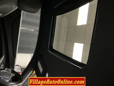 Used 2021 Chevrolet Camaro LT w/ Wild Cherry Design Package 1 RWD image 34
