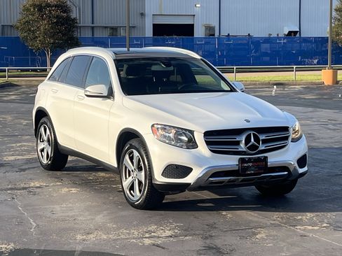 Used 2016 Mercedes-Benz GLC 300 w/ Multimedia Package image 5
