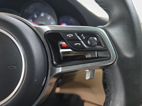 Used 2021 Porsche Macan S AWD/4WD image 21