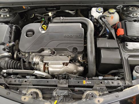 Used 2024 Chevrolet Malibu LS FWD image 30