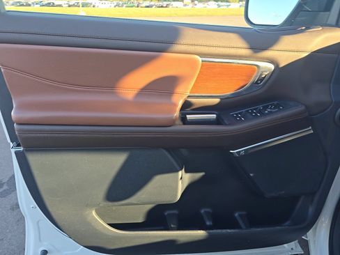 Used 2025 Ford Expedition King Ranch AWD/4WD image 11
