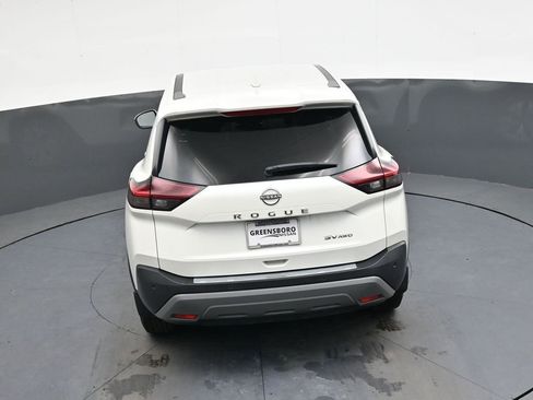 Used 2022 Nissan Rogue SV image 27