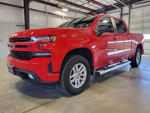 Used 2021 Chevrolet Silverado 1500 RST AWD/4WD image 2
