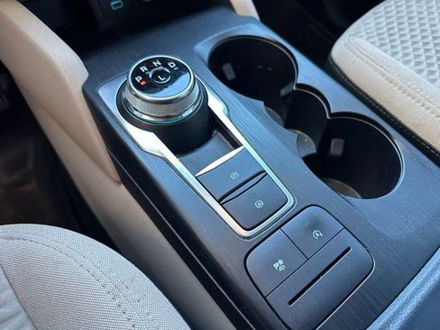 Certified 2022 Ford Escape SE w/ SE Sport Appearance Package image 19