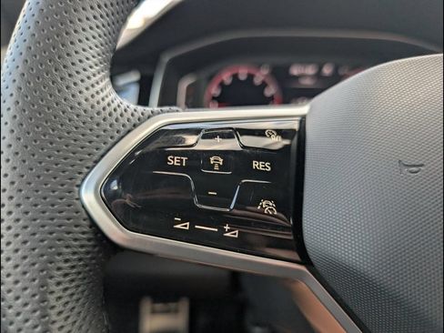 Used 2025 Volkswagen Jetta GLI Autobahn FWD image 14