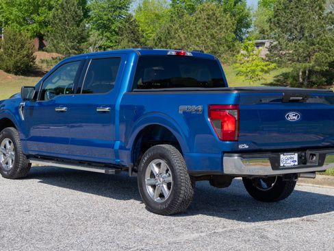 Used 2024 Ford F150 XLT w/ FX4 Off-Road Package image 4