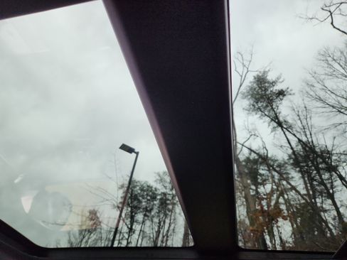 New 2026 Land Rover Range Rover SE image 26