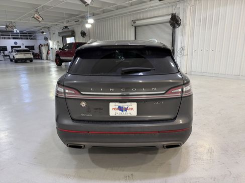 Used 2020 Lincoln Nautilus FWD w/ Equipment Group 101A image 4