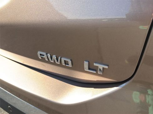 Used 2018 Chevrolet Equinox LT w/ Sun & Infotainment Package image 12