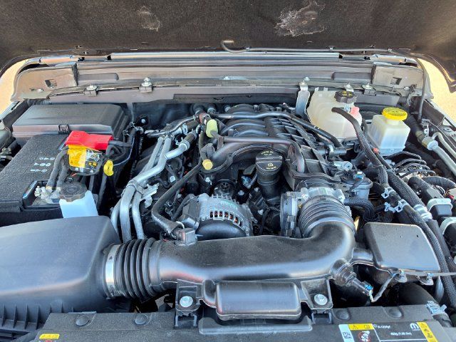 Used 2022 Jeep Gladiator Sport AWD/4WD image 22