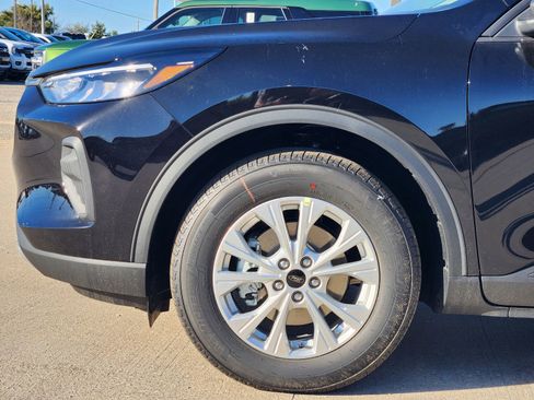 New 2026 Ford Escape Active image 9