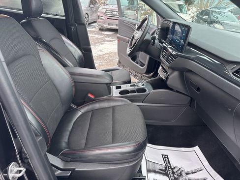 Used 2023 Ford Escape ST-Line w/ Tech Pack #1 image 29