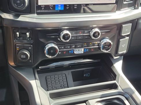 New 2026 Ford F250 Lariat w/ Black Appearance Package AWD/4WD image 34