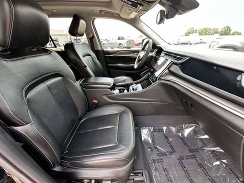 Used 2022 Jeep Grand Cherokee Limited 4xe AWD/4WD image 30
