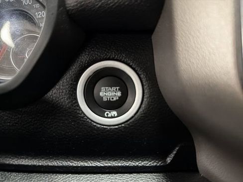 Used 2021 RAM 1500 Laramie image 21