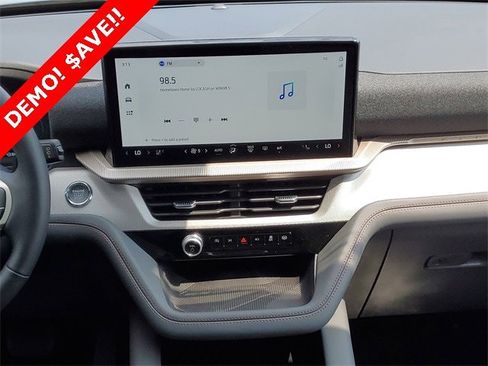 New 2025 Ford Explorer Active w/ Active Comfort Package image 30