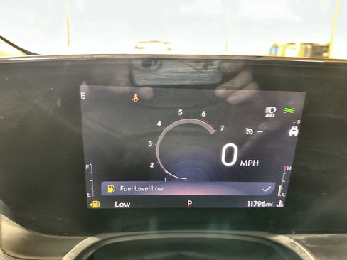 Used 2024 Buick Encore GX Preferred FWD image 17