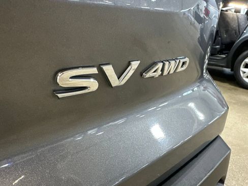 Used 2024 Nissan Pathfinder SV AWD/4WD image 6