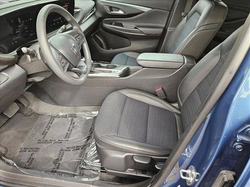 Used 2025 Buick Envista Preferred w/ Convenience II Package image 15