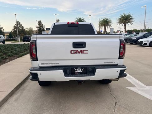 Used 2018 GMC Sierra 1500 Denali w/ Denali Ultimate Package AWD/4WD image 4