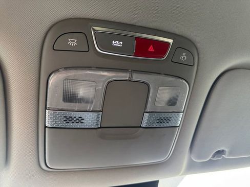 Used 2023 Kia Telluride LX FWD image 26
