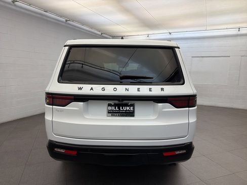 New 2025 Jeep Wagoneer Series II w/ Convenience Group I image 5