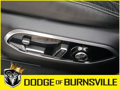 Used 2022 Jeep Grand Cherokee Overland w/ Luxury Tech Group IV image 19