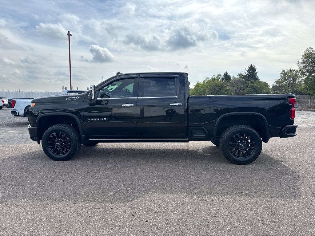Used 2022 Chevrolet Silverado 3500 High Country w/ Z71 Off-Road Package AWD/4WD image 2