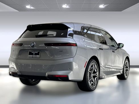 New 2026 BMW iX xDrive60 image 8
