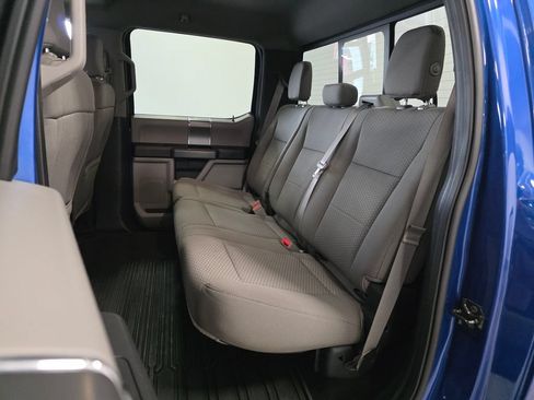 Used 2018 Ford F150 XLT w/ Equipment Group 302A Luxury AWD/4WD image 11