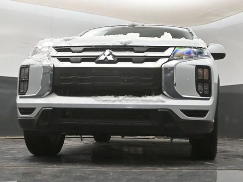 Used 2025 Mitsubishi Outlander Sport ES image 16