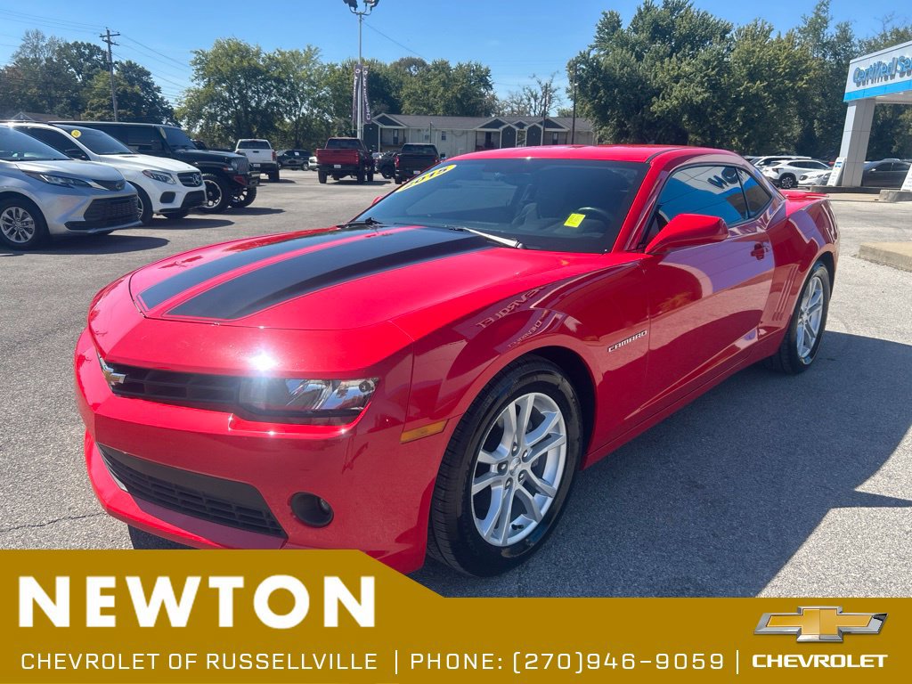 Used 2015 Chevrolet Camaro LT RWD image 3