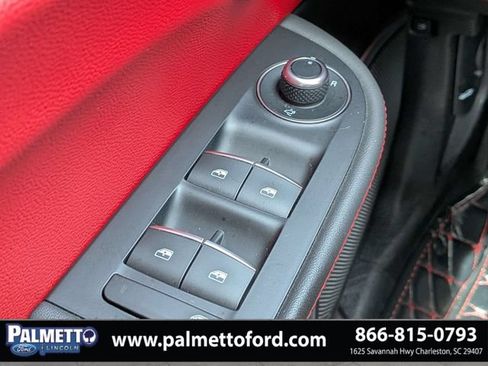 Used 2019 Alfa Romeo Giulia Ti w/ Quick Order Package 22X Lusso AWD/4WD image 24