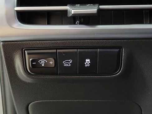Used 2025 Hyundai Tucson SEL FWD image 23