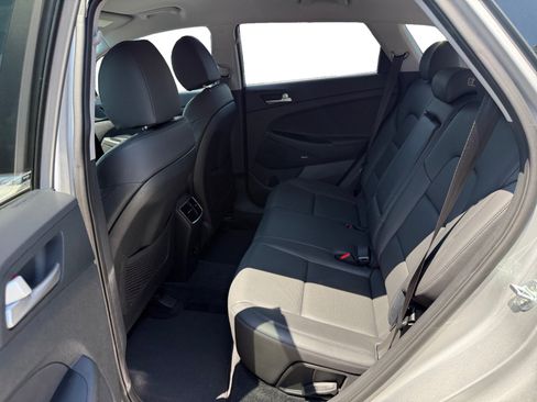 Used 2021 Hyundai Tucson Limited AWD/4WD image 16