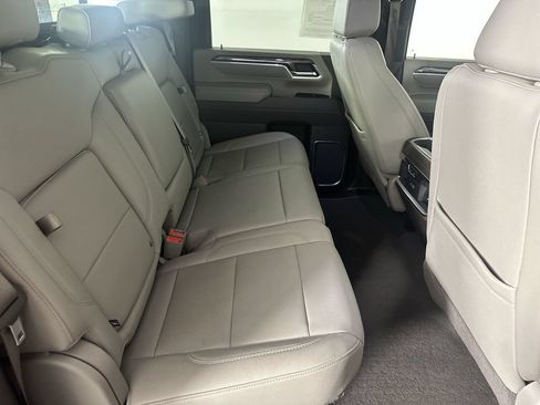 Used 2025 Chevrolet Silverado 3500 LTZ w/ LTZ Premium Package AWD/4WD image 29