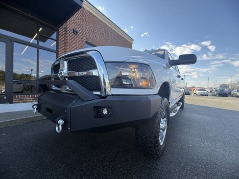 Used 2014 RAM 2500 Tradesman w/ Chrome Appearance Group image 10