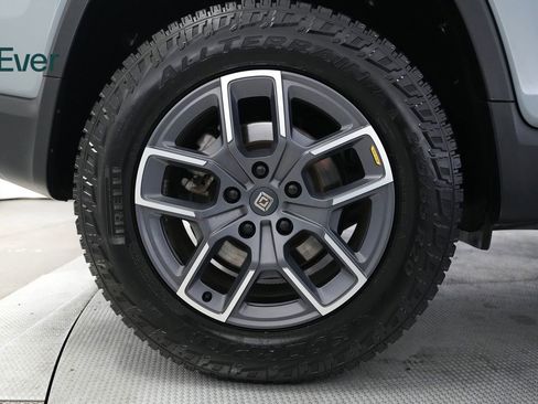 Used 2023 Rivian R1T Adventure image 22