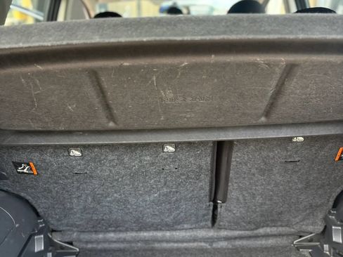 Used 2014 Nissan Versa Note SV FWD image 25