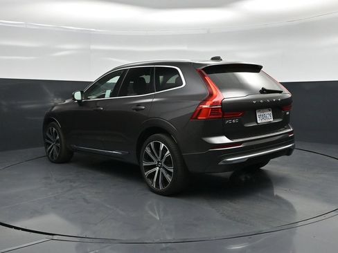 Used 2023 Volvo XC60 B5 Ultimate w/ Climate Package AWD/4WD image 5