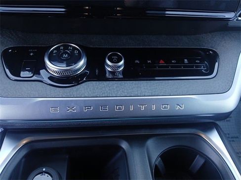 New 2025 Ford Expedition Tremor image 22