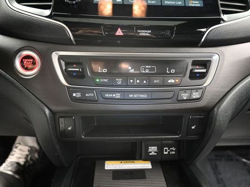 Used 2023 Honda Passport TrailSport image 28