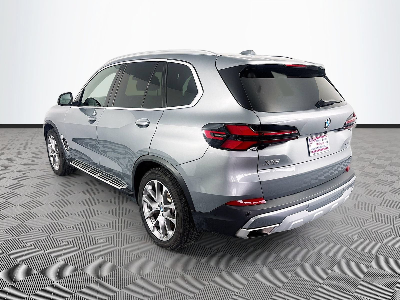 Used 2024 BMW X5 sDrive40i RWD image 5