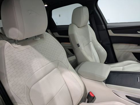 New 2026 Jaguar F-PACE R-Dynamic S image 24