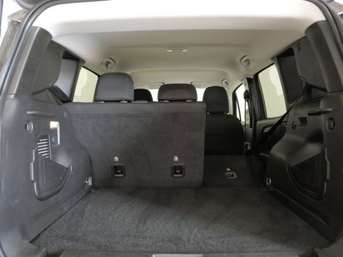 Used 2023 Jeep Renegade Latitude AWD/4WD image 26