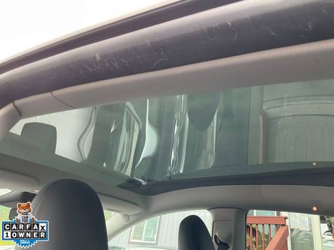 Used 2024 Tesla Model Y 2WD image 28