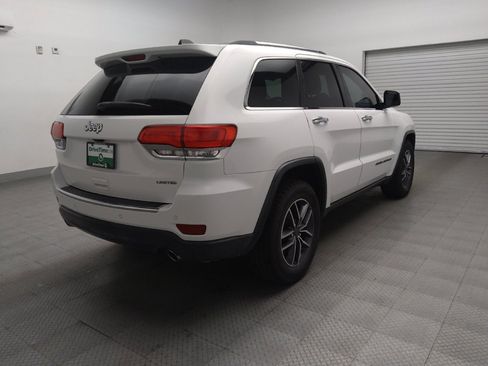 Used 2018 Jeep Grand Cherokee Limited image 9