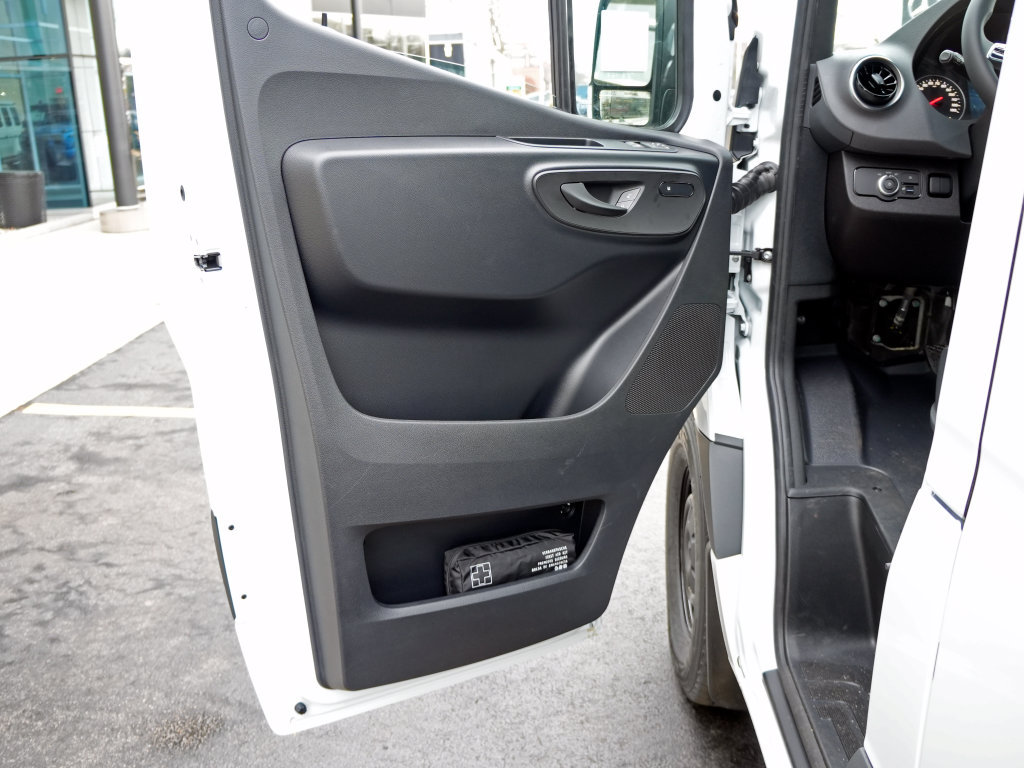 Used 2026 Mercedes-Benz Sprinter 2500 image 8