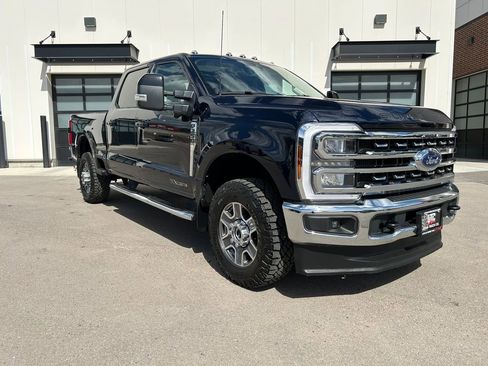 Used 2025 Ford F350 Lariat AWD/4WD image 1