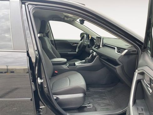 Used 2023 Toyota RAV4 AWD Hybrid image 15